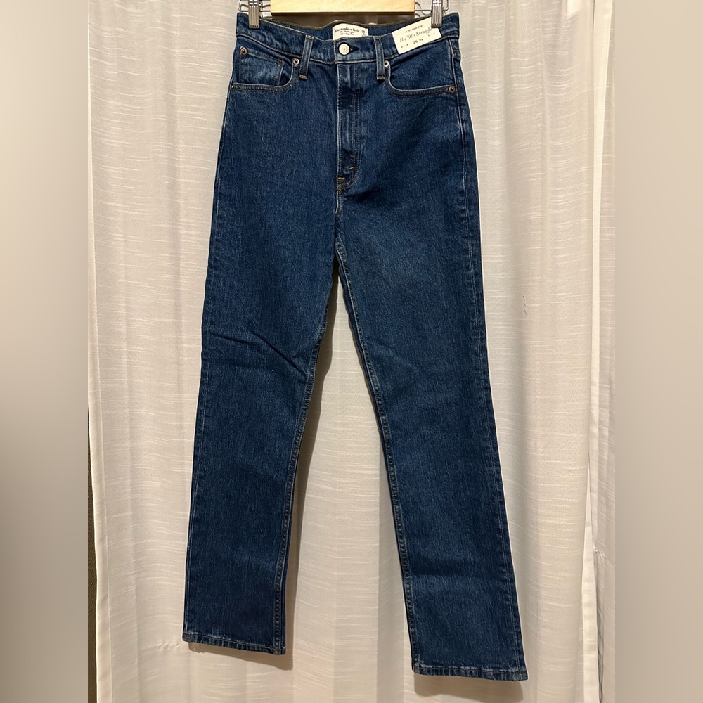 Abercrombie & Fitch Ultra High Rise 90’s Straight Jeans